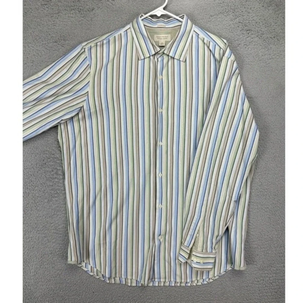 Banana Republic Button Up Shirt Adult XL Multi Balanced Stripes Classic Fit Mens